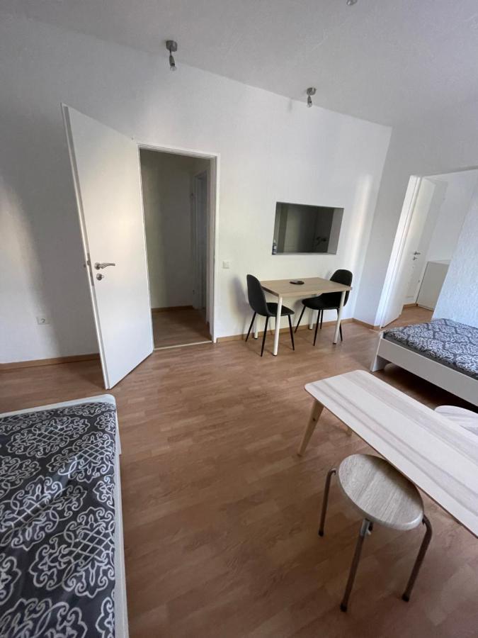 Guenstiges Apartment Gelsenkirchen Schalke Buitenkant foto