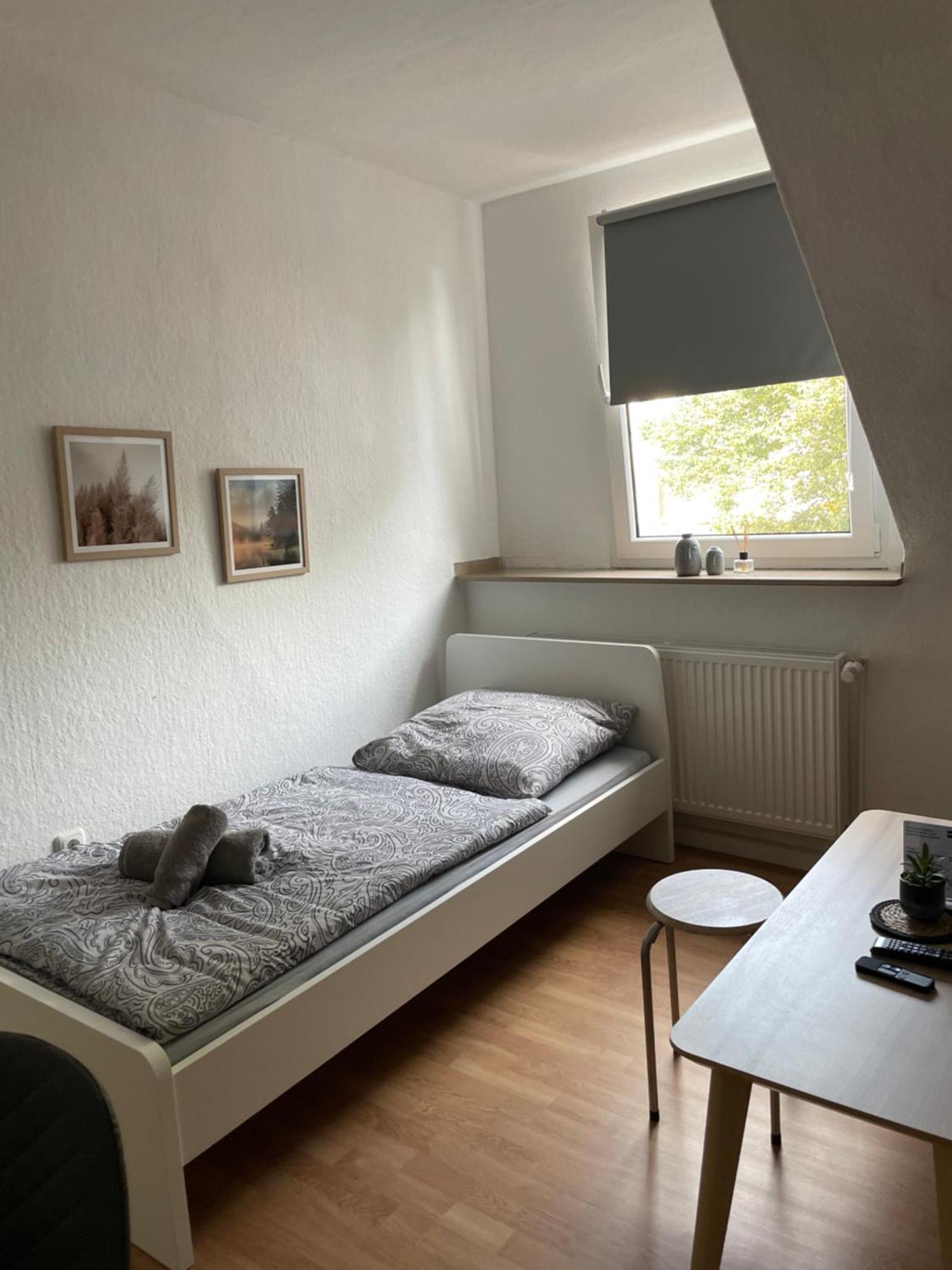 Guenstiges Apartment Gelsenkirchen Schalke Buitenkant foto