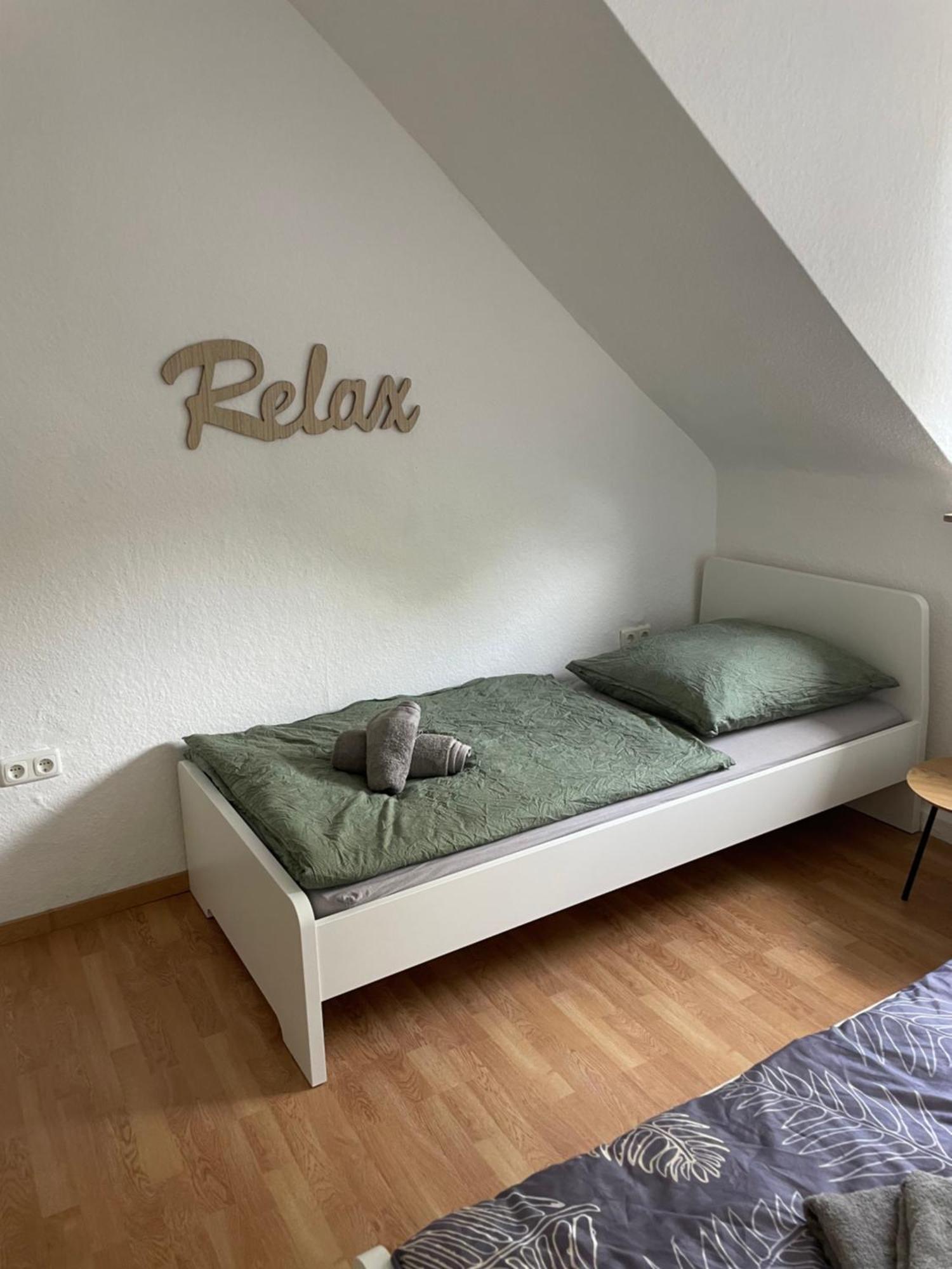 Guenstiges Apartment Gelsenkirchen Schalke Buitenkant foto
