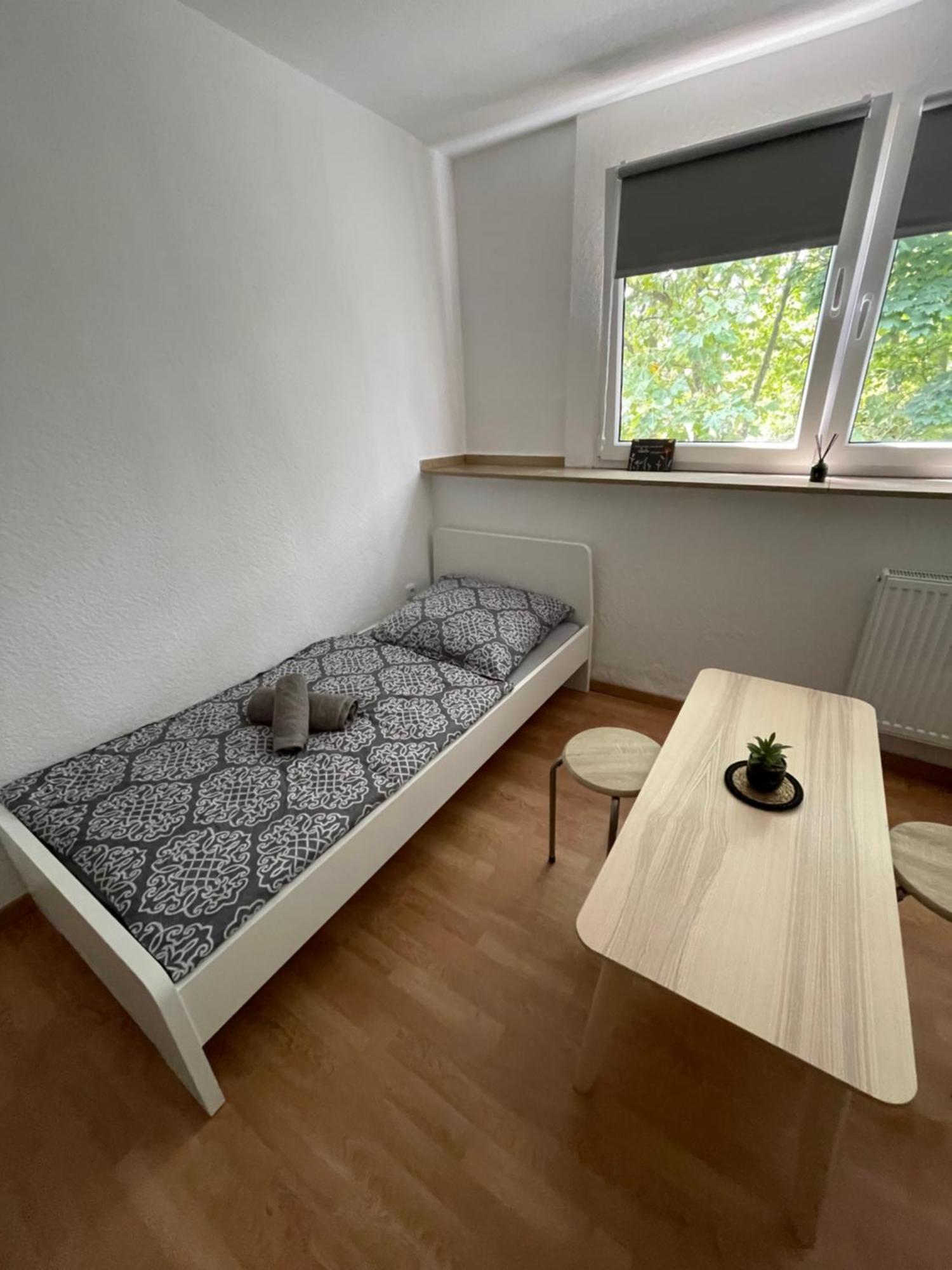 Guenstiges Apartment Gelsenkirchen Schalke Buitenkant foto