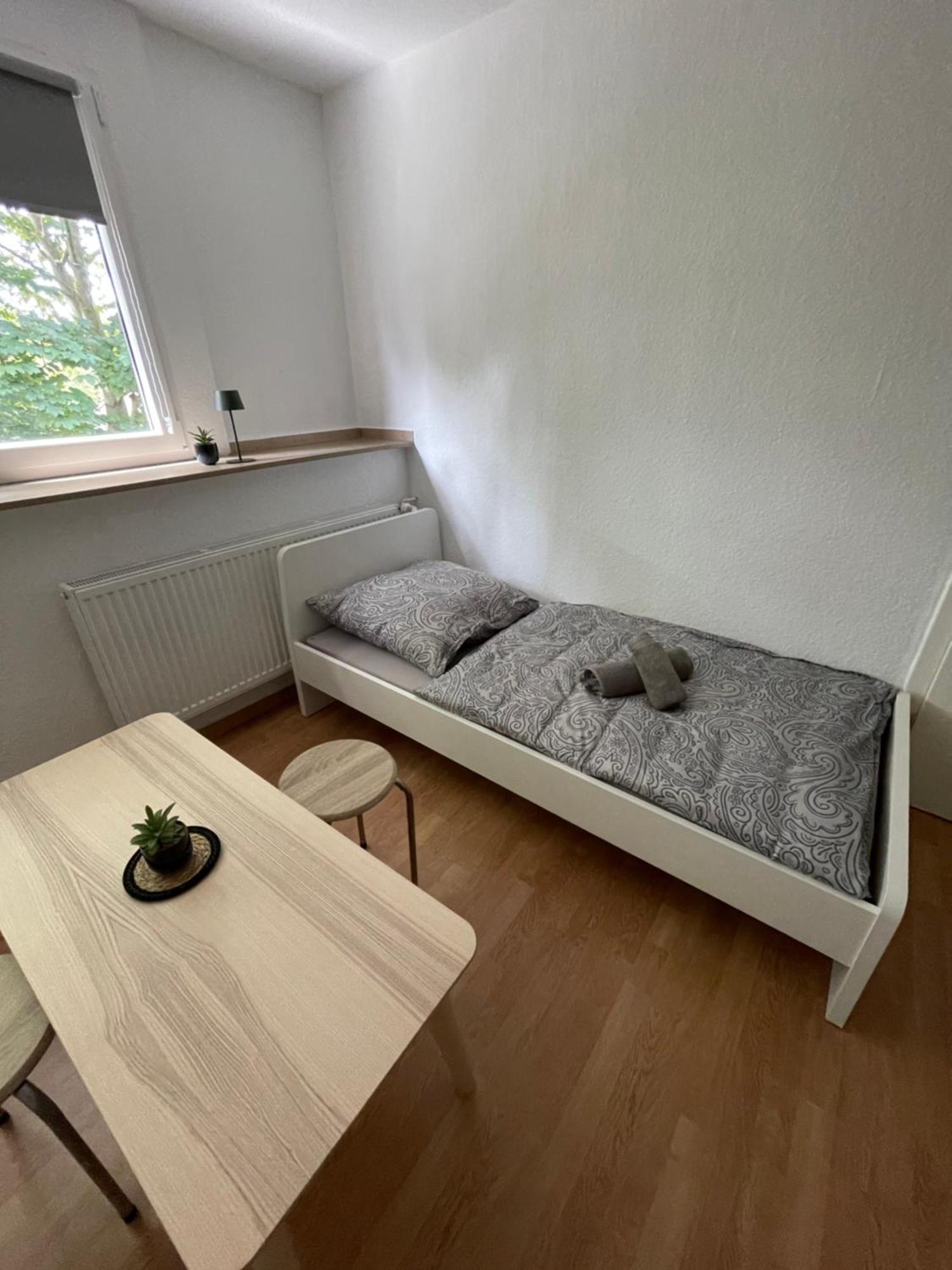 Guenstiges Apartment Gelsenkirchen Schalke Buitenkant foto