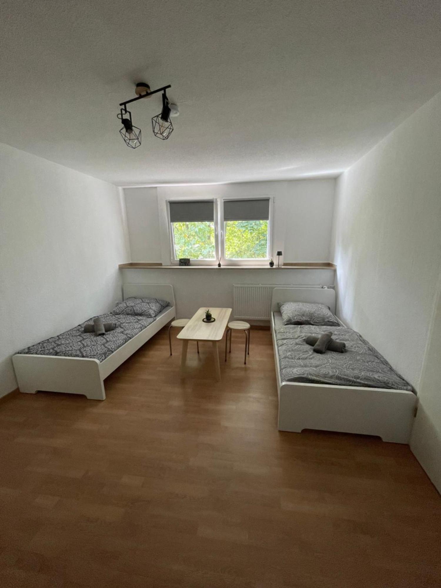 Guenstiges Apartment Gelsenkirchen Schalke Buitenkant foto