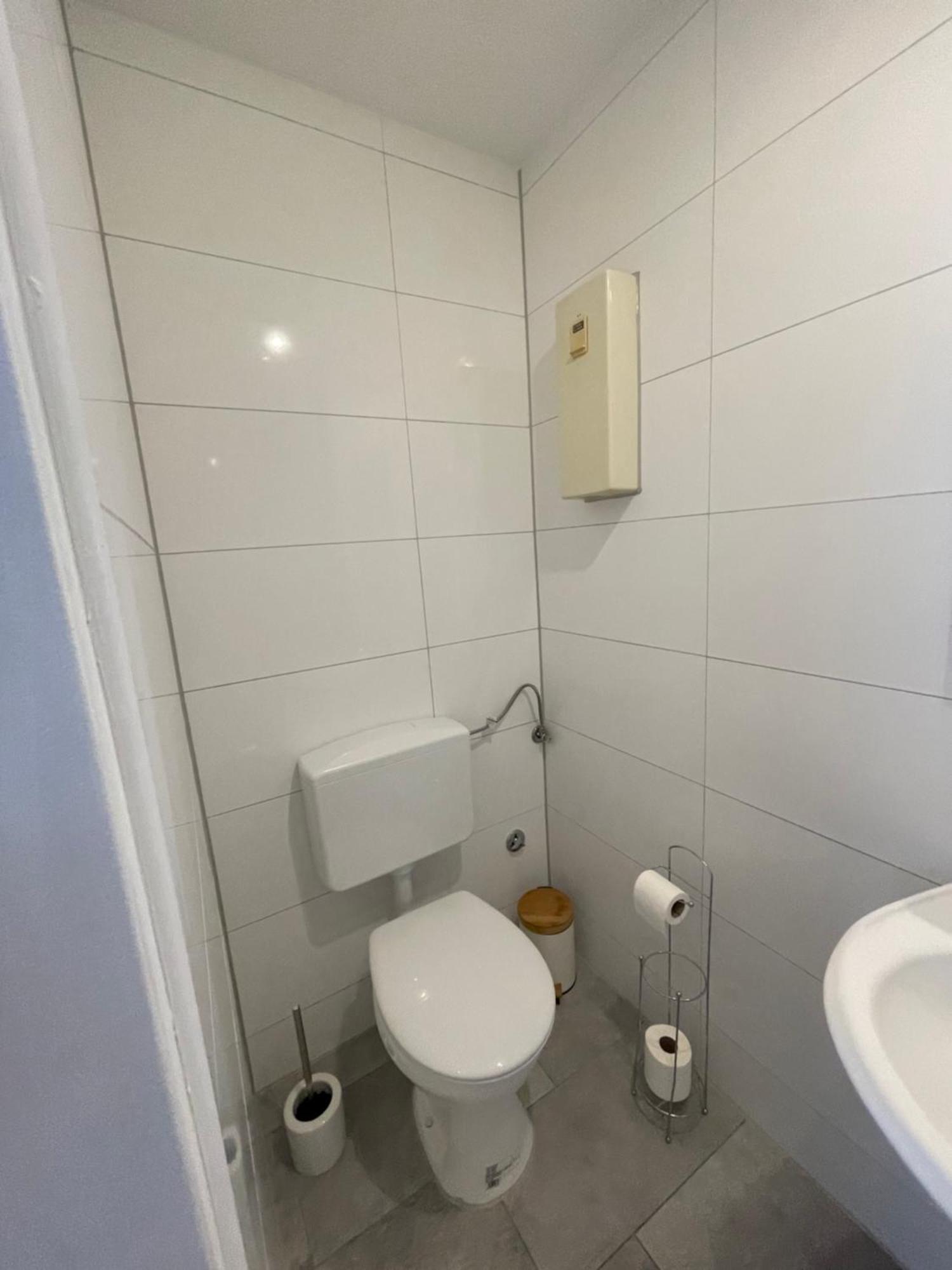 Guenstiges Apartment Gelsenkirchen Schalke Buitenkant foto