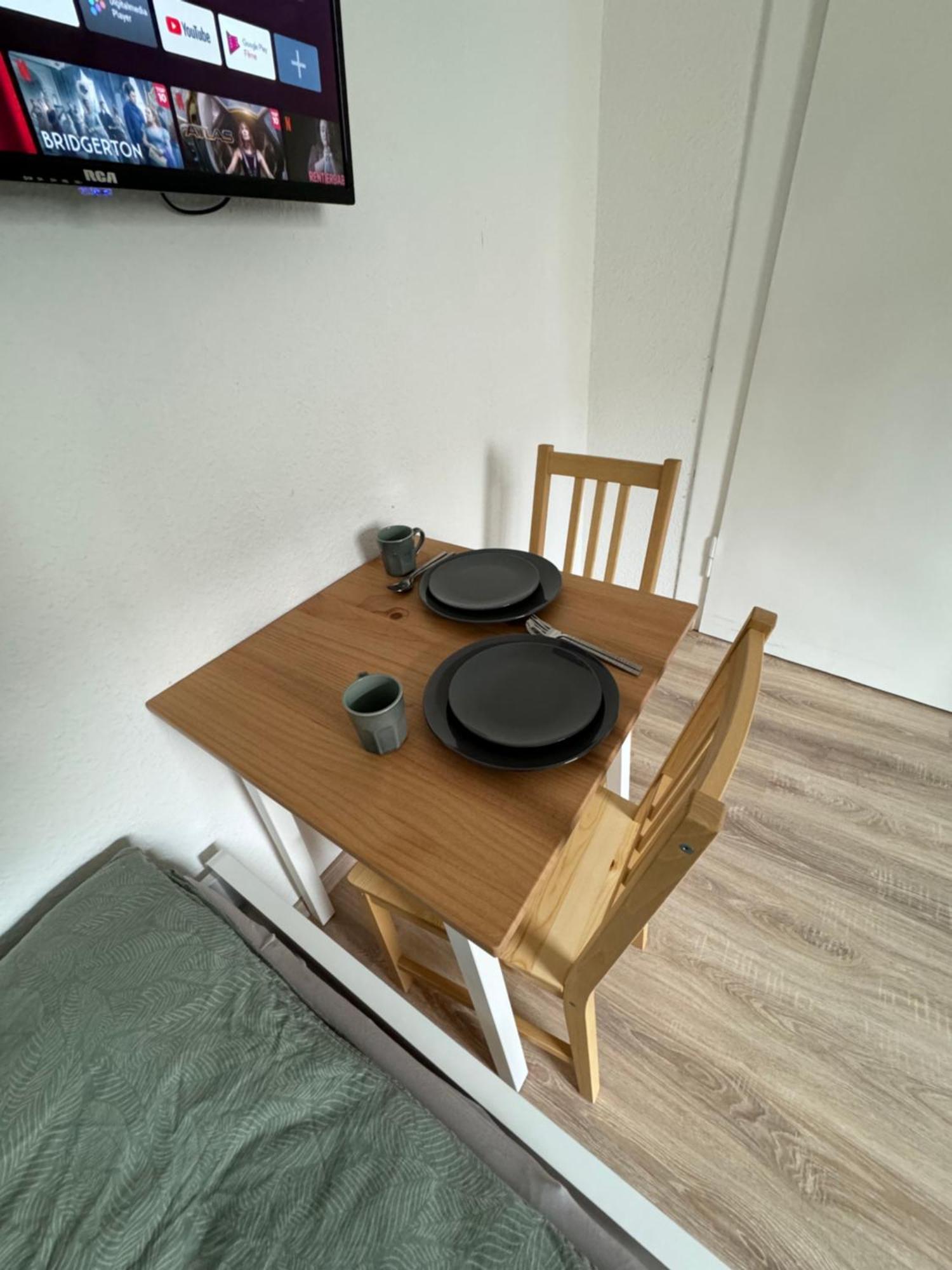 Guenstiges Apartment Gelsenkirchen Schalke Buitenkant foto
