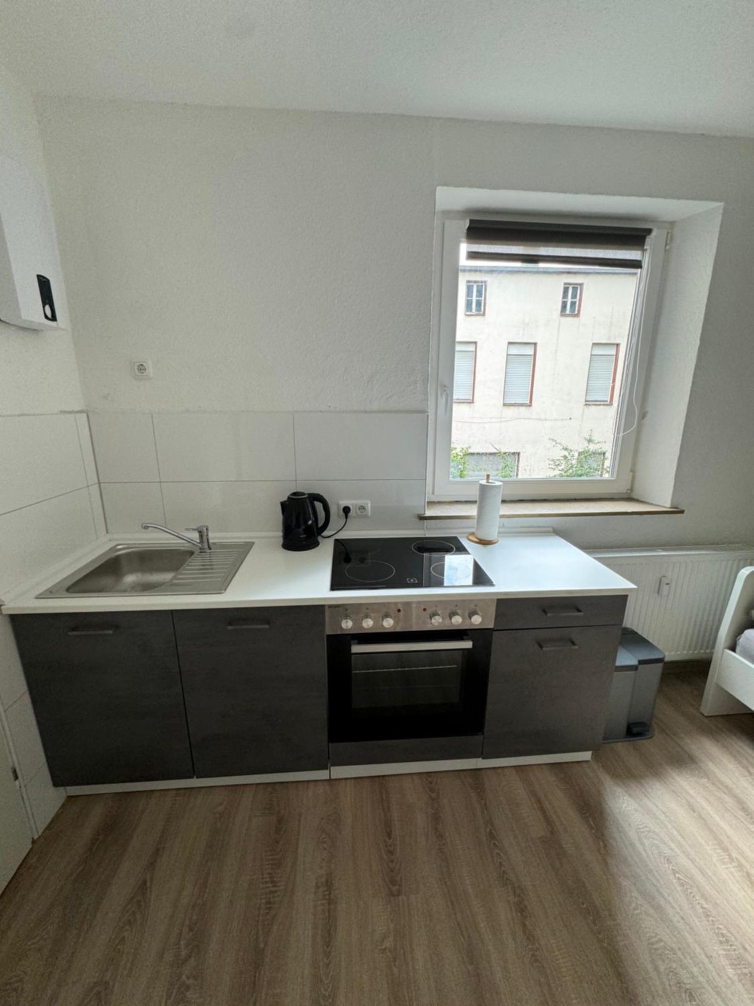 Guenstiges Apartment Gelsenkirchen Schalke Buitenkant foto
